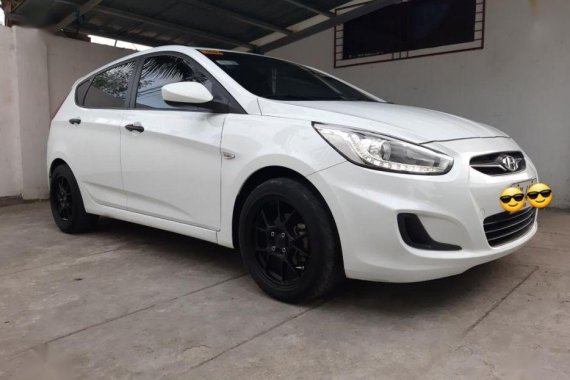 Sell 2nd Hand 2014 Hyundai Accent Hatchback Manual Diesel at 37000 km in Cabanatuan