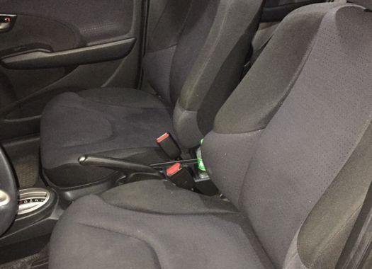 Selling 2nd Hand Honda Jazz 2010 Automatic Gasoline in Pasig