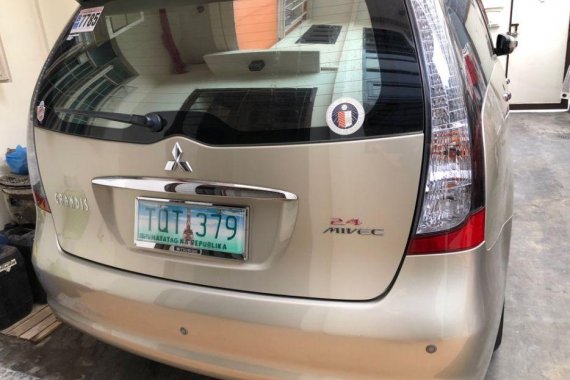 Selling 2nd Hand Mitsubishi Grandis 2010 in Quezon City