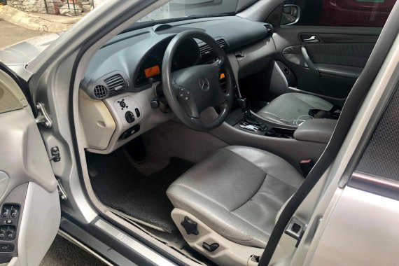 2nd Hand Mercedes-Benz C220 2002 at 51000 km for sale in Pasig