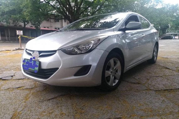 Selling Used Hyundai Elantra 2013 at 38000 km in Metro Manila