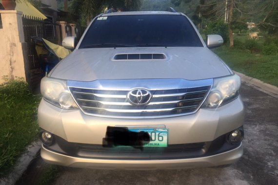 2nd Hand 2014 Toyota Fortuner Manual Diesel for sale in Calamba 