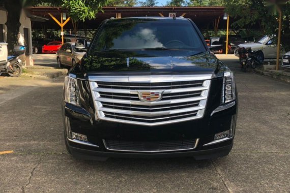 Selling Cadillac Escalade 2018 Automatic Gasoline in Pasig