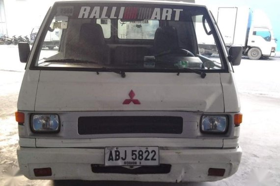 2nd Hand Mitsubishi L300 2015 Manual Diesel for sale in Guiguinto