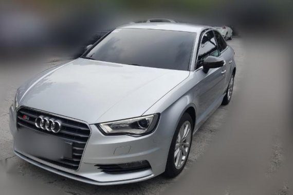 Selling Audi A3 2015 at 12000 km in Mandaluyong