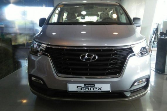 Selling 2019 Hyundai Starex for sale in Makati