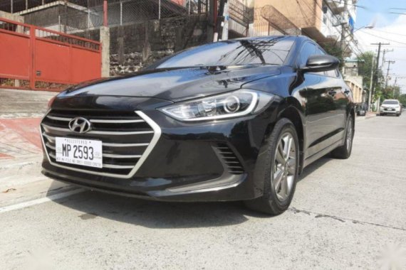 Selling Hyundai Elantra 2016 at 13000 km in Quezon City