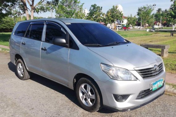 Selling Toyota Innova 2014 Manual Diesel in Cagayan de Oro