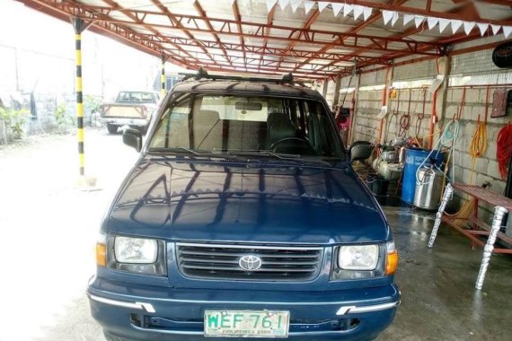2nd Hand Toyota Revo 2000 Manual Diesel for sale in San Leonardo
