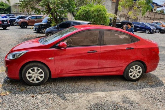 2nd Hand Hyundai Accent 2012 for sale in Mandaue