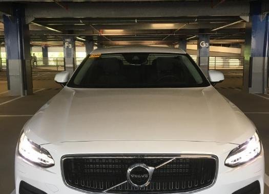 Selling Brand New 2019 Volvo S90 in Las Piñas