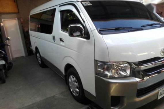 Selling 2014 Toyota Hiace in Pasig