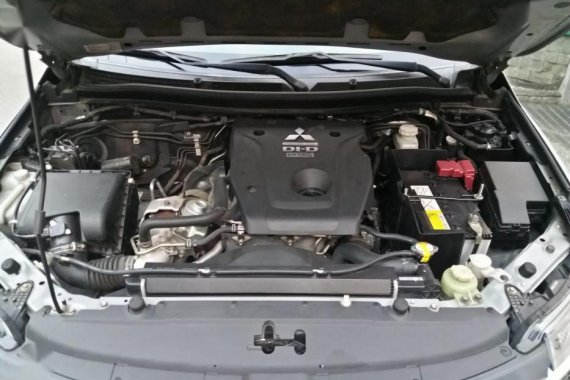 Selling 2nd Hand Mitsubishi Montero Sport 2017 Manual Diesel at 12000 km in Manila