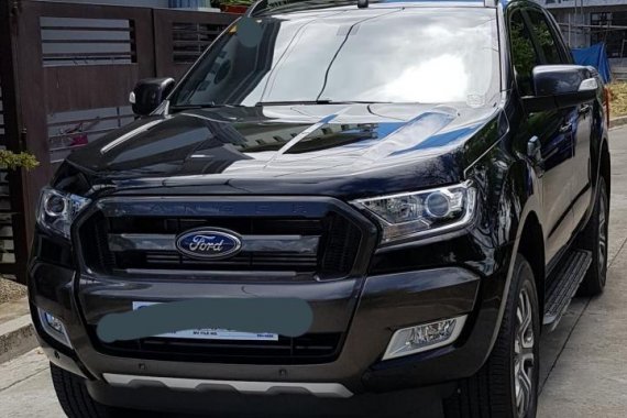 Selling 2018 Ford Ranger in Biñan