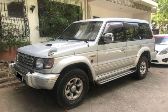 Selling 2nd Hand Mitsubishi Pajero 2004 in Cebu City