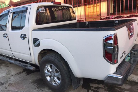 Selling Nissan Navara 2011 at 130000 km in Davao City