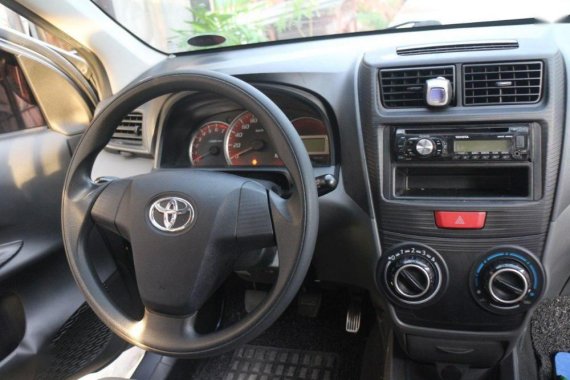 Selling 2nd Hand Toyota Avanza 2014 in General Santos