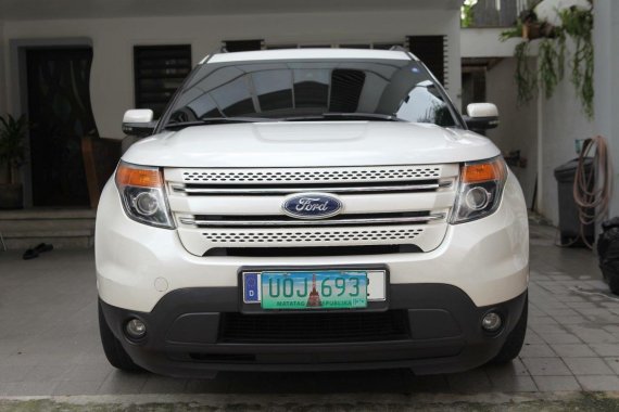 Sell White 2013 Ford Explorer 39000 km in Quezon City