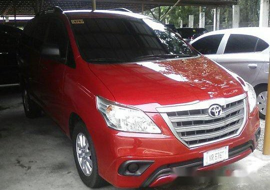 Selling Red Toyota Innova 2015 at Diesel Automatic