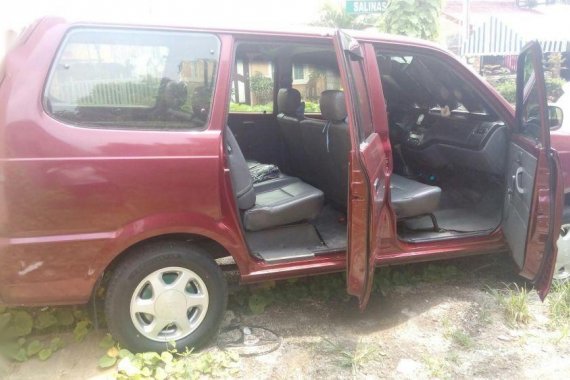 Selling 2nd Hand Toyota Revo 1998 in Bacoor