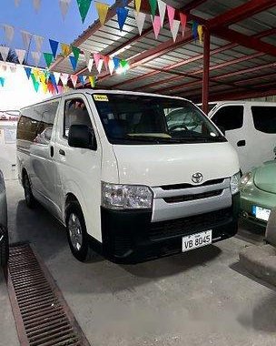 Selling White Toyota Hiace 2016 in Manual