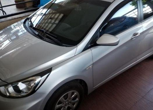 Selling 2nd Hand Hyundai Accent in Bauan