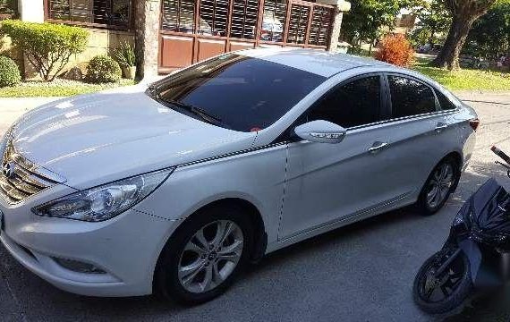 Selling Hyundai Sonata 2010 Automatic Gasoline in Angeles