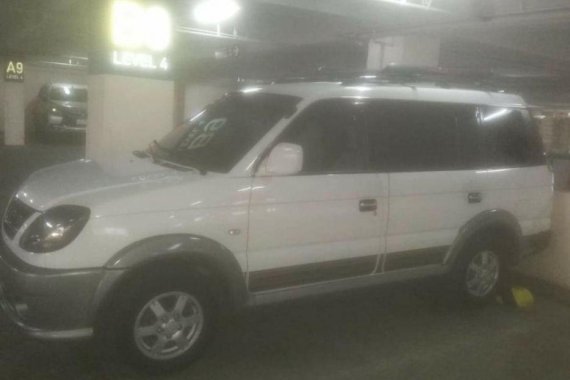 Selling 2nd Hand Mitsubishi Adventure 2011 in Manila