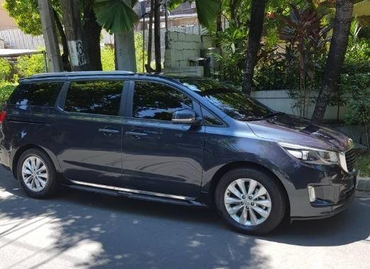 Sell 2nd Hand 2016 Kia Grand Carnival at 45000 km in Makati