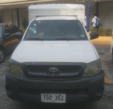 Sell 2nd Hand 2011 Toyota Hilux Van in Manila