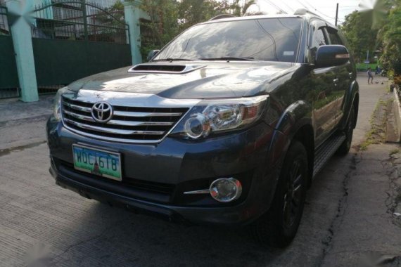 Selling Black Toyota Fortuner 2014 Automatic Diesel in Las Piñas