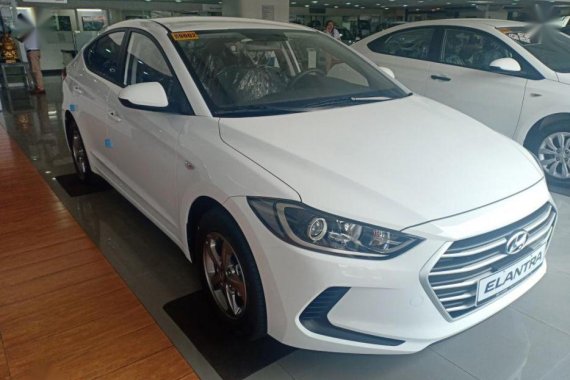 Selling Hyundai Elantra 2019 Automatic Diesel in Quezon City