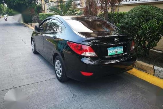 Selling Hyundai Accent 2012 Manual Gasoline in Baao