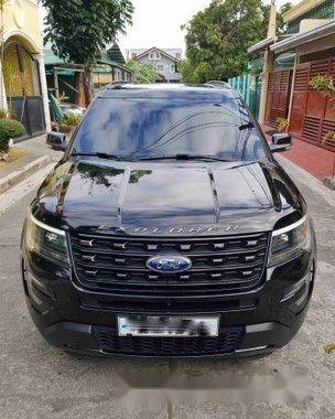 Selling Black Ford Explorer 2017 Automatic Gasoline at 20000 km 