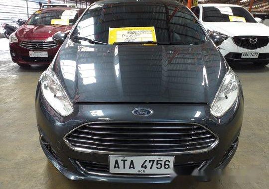 Selling Ford Fiesta 2014 at Automatic