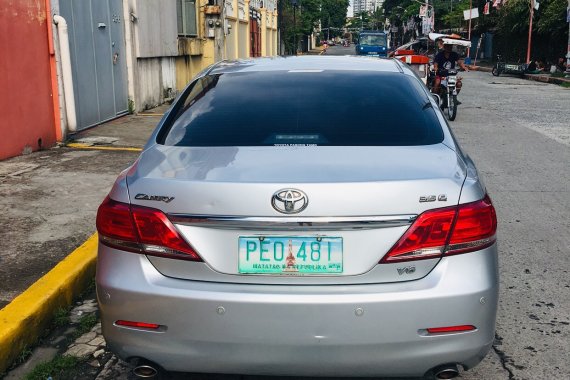 Selling Silver Toyota Camry 2010 Gasoline Automatic 