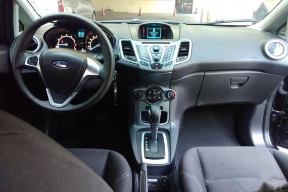 2nd Hand Ford Fiesta 2014 Hatchback at 24000 km for sale