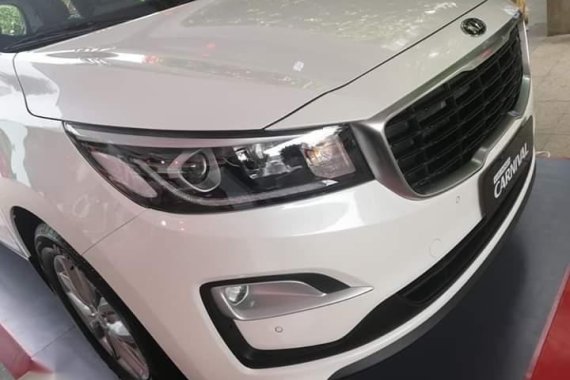 Kia Grand carnival 2019 Automatic Diesel for sale in Makati