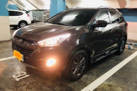 Selling 2nd Hand Hyundai Tucson 2014 in Makati