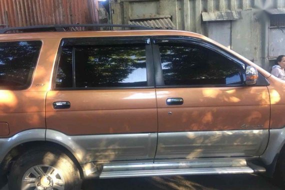 Selling 2nd Hand Isuzu Sportivo 2010 in Quezon City