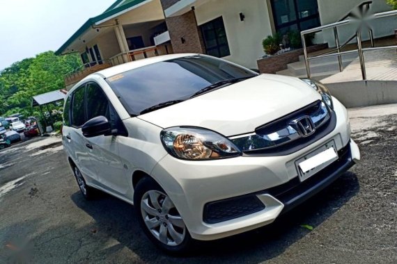 Selling Honda Mobilio 2016 Manual Gasoline in Quezon City
