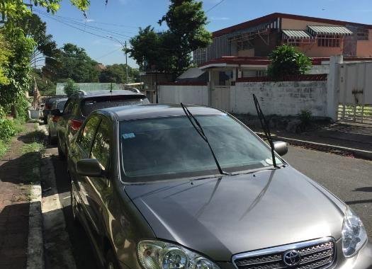 2nd Hand Toyota Altis 2005 at 70000 km for sale