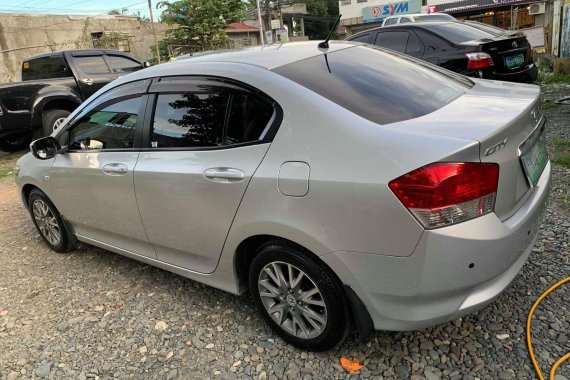 Selling Sedan Silver 2011 Honda City Gasoline Manual