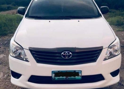 Selling Used Toyota Innova 2014 in Tagaytay