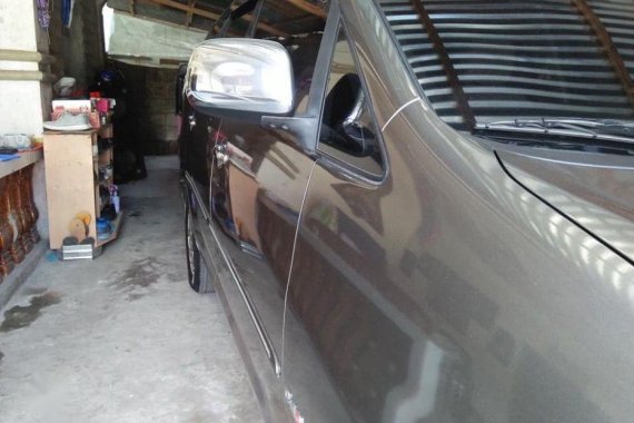 Selling Used Toyota Innova 2006 in Quezon City