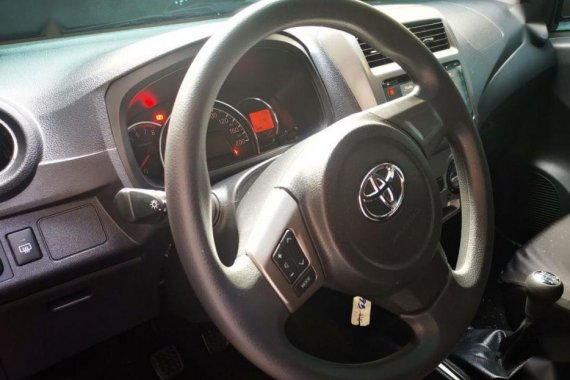 Selling 2nd Hand Toyota Wigo 2017 in Quezon City