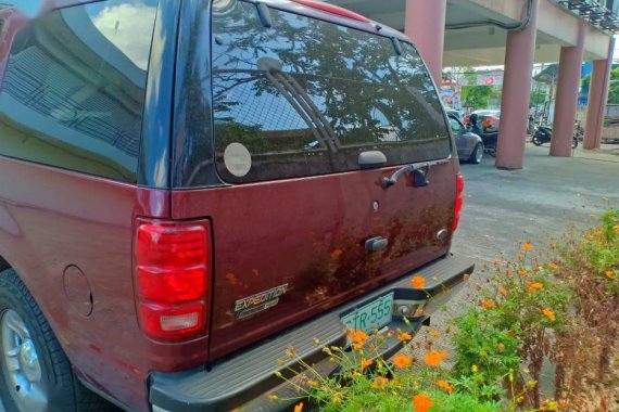 Selling Used Ford Expedition 2000 in Quezon City