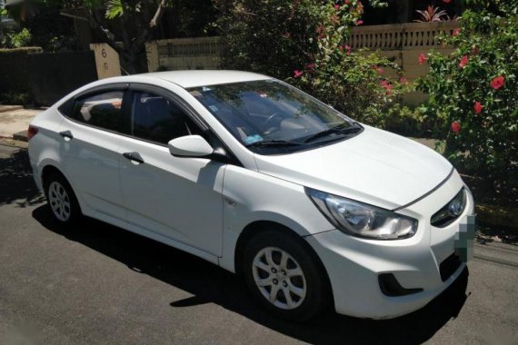 Hyundai Accent 2011 Manual Gasoline for sale in Makati