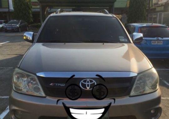 Selling 2nd Hand Toyota Fortuner 2006 in Mandaluyong