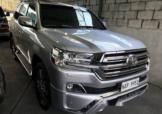 Sell Silver 2018 Toyota Land Cruiser at 7000 km in Quezon City